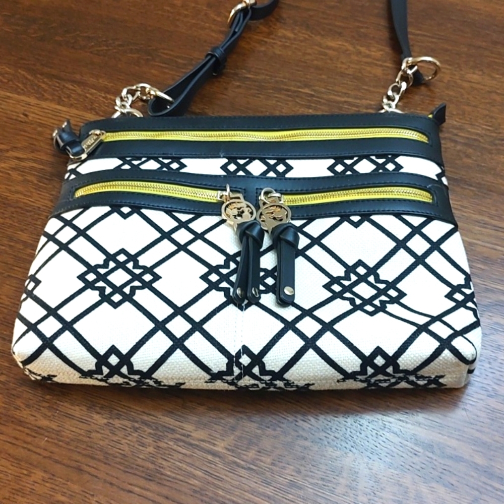 Seven Oaks Zipper Hipster by Spartina 449
